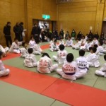 久々の少年柔道大会で、平松慶、柔道の審判をしてきました。